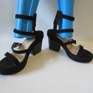 KLIK BLACK SUEDE BLOCK HEEL SANDALS SZ 7*